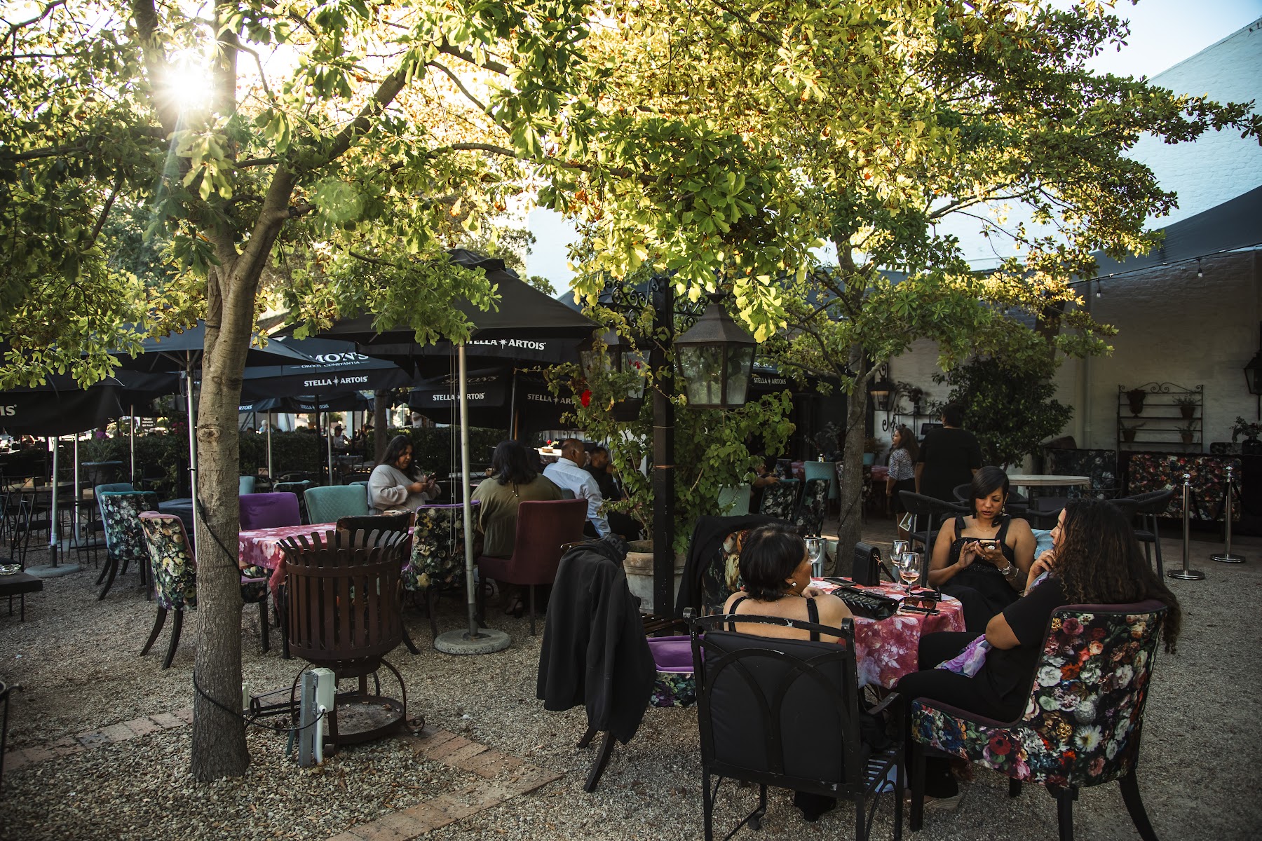 Simon's Restaurant