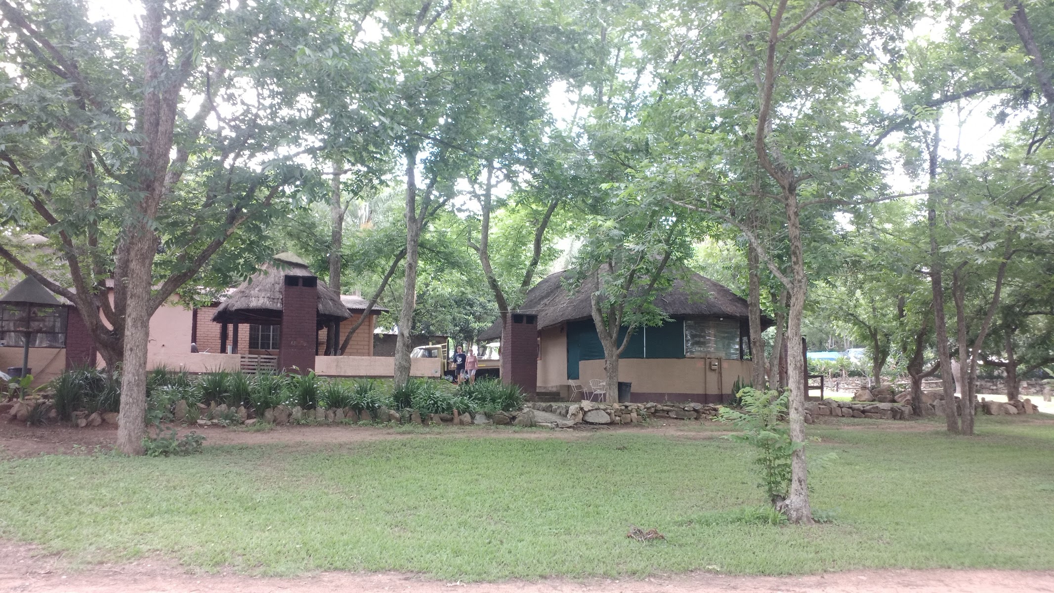 Lakeview Lodge and Camping