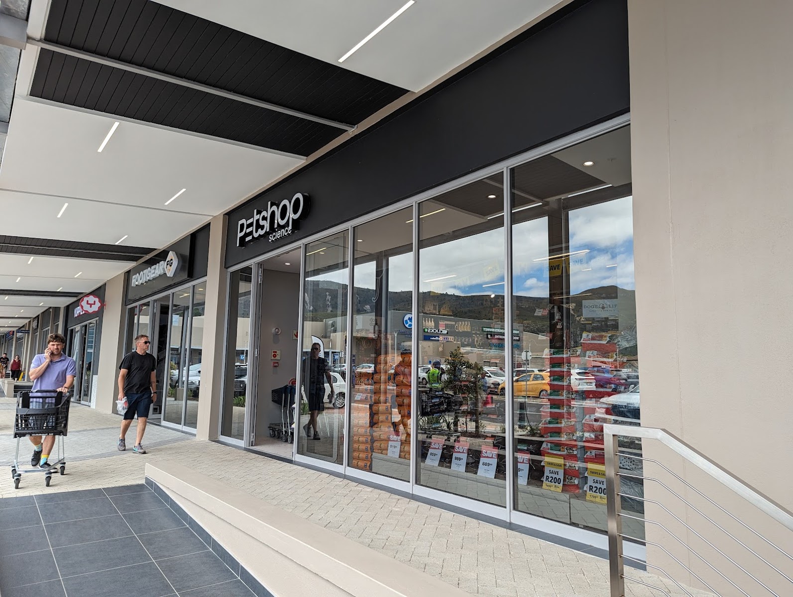 Petshop Science Whale Coast Mall