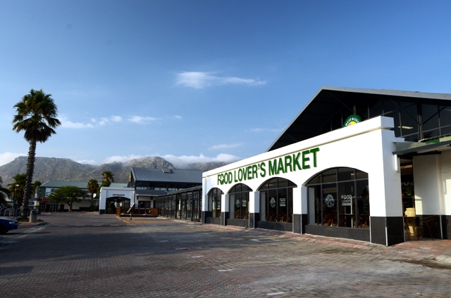 Food Lover's Market Tokai