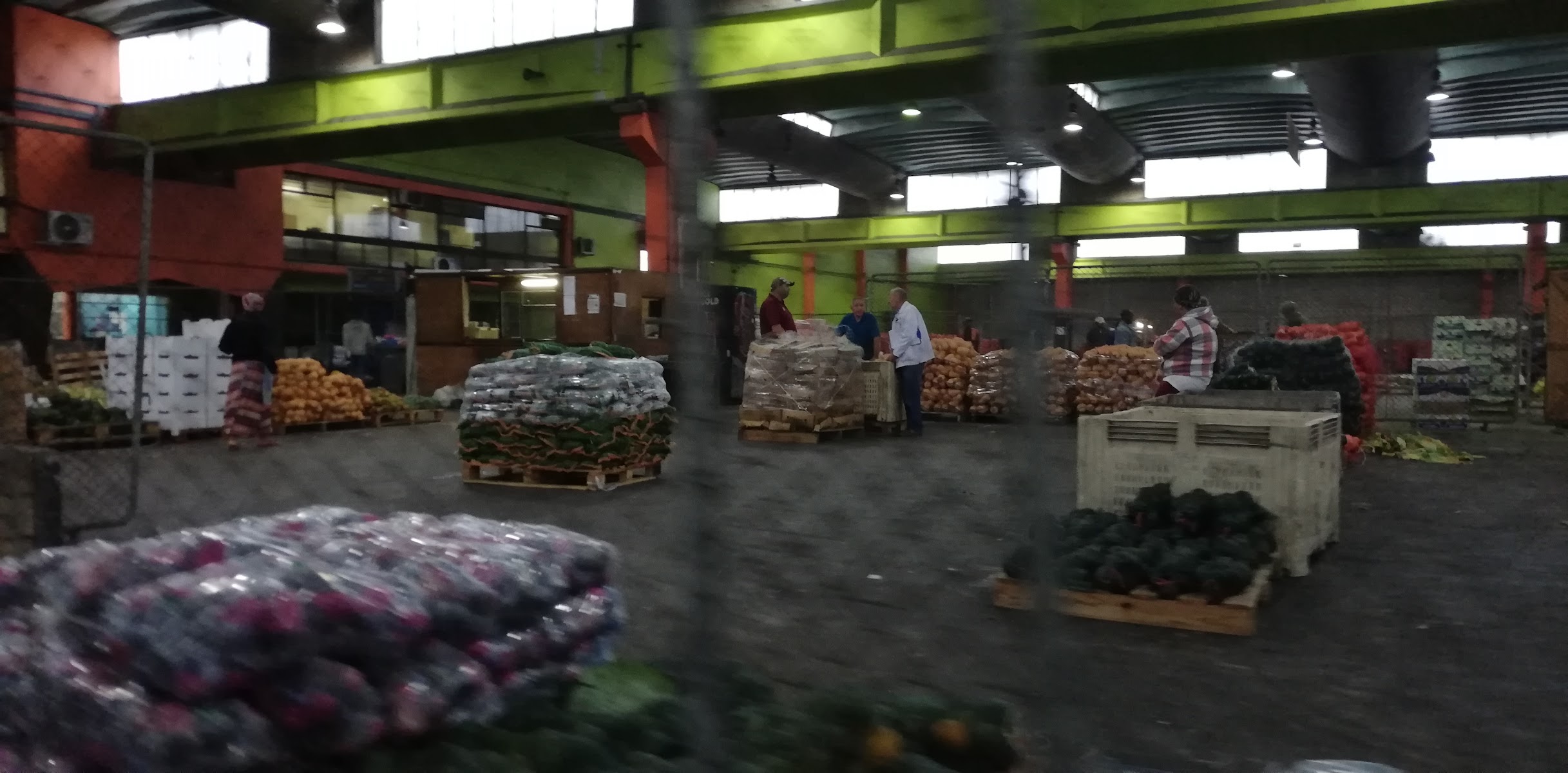 P E Market
