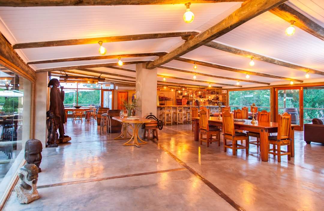 Friends Café