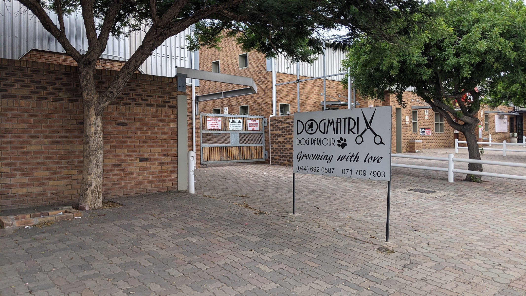 Dogmatrix Dog Groomer