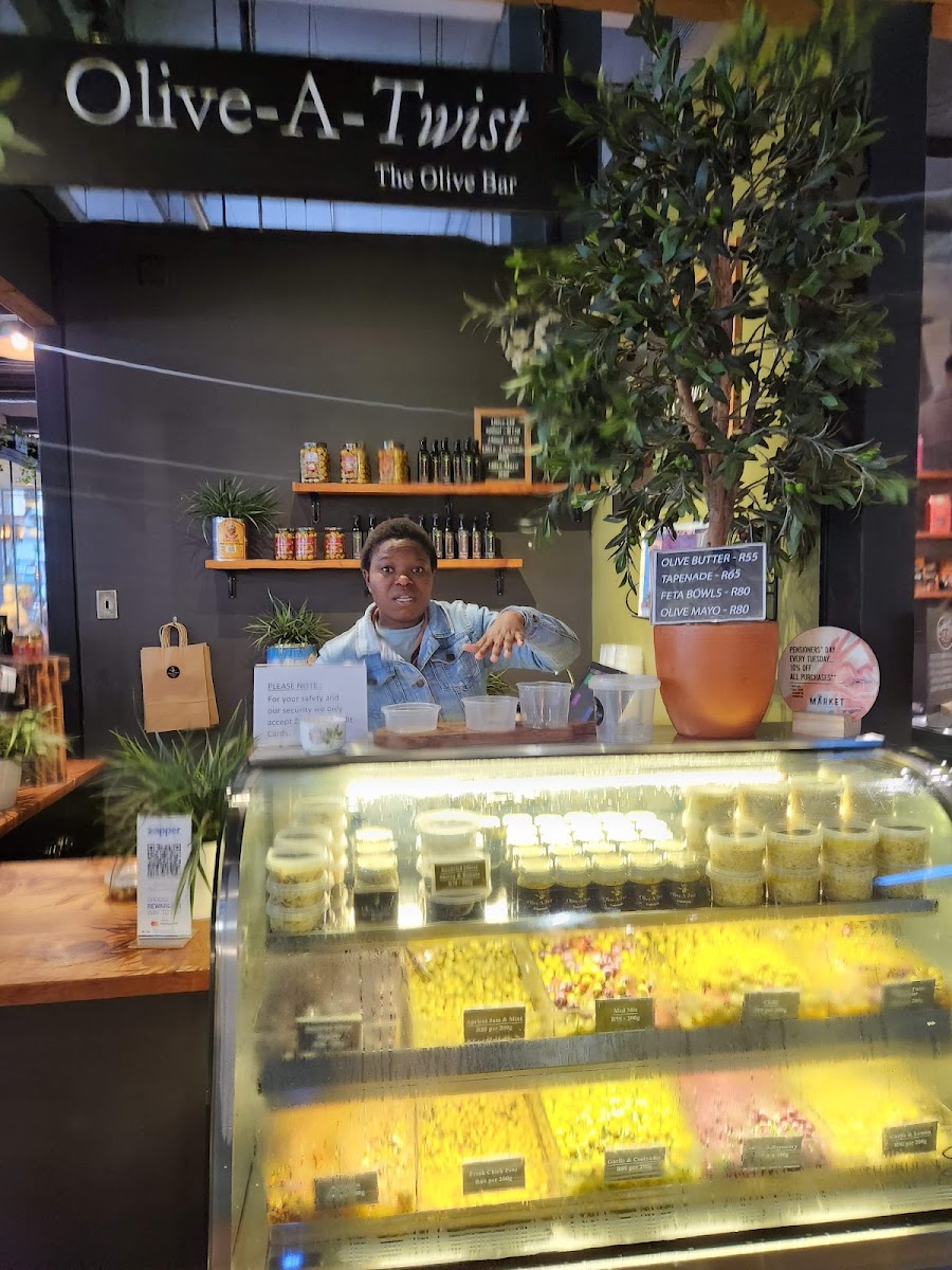Olive-A-Twist, Ballito