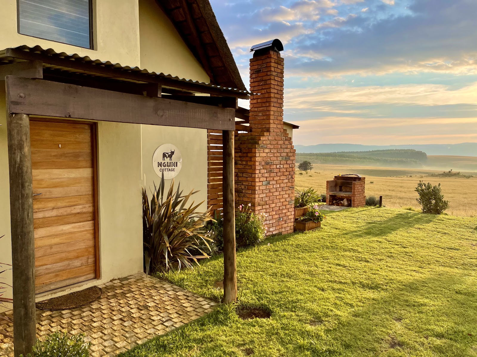 Far Away Place (Dashy & Nguni Cottages & The Treehouse) Midlands Meander — photo 2