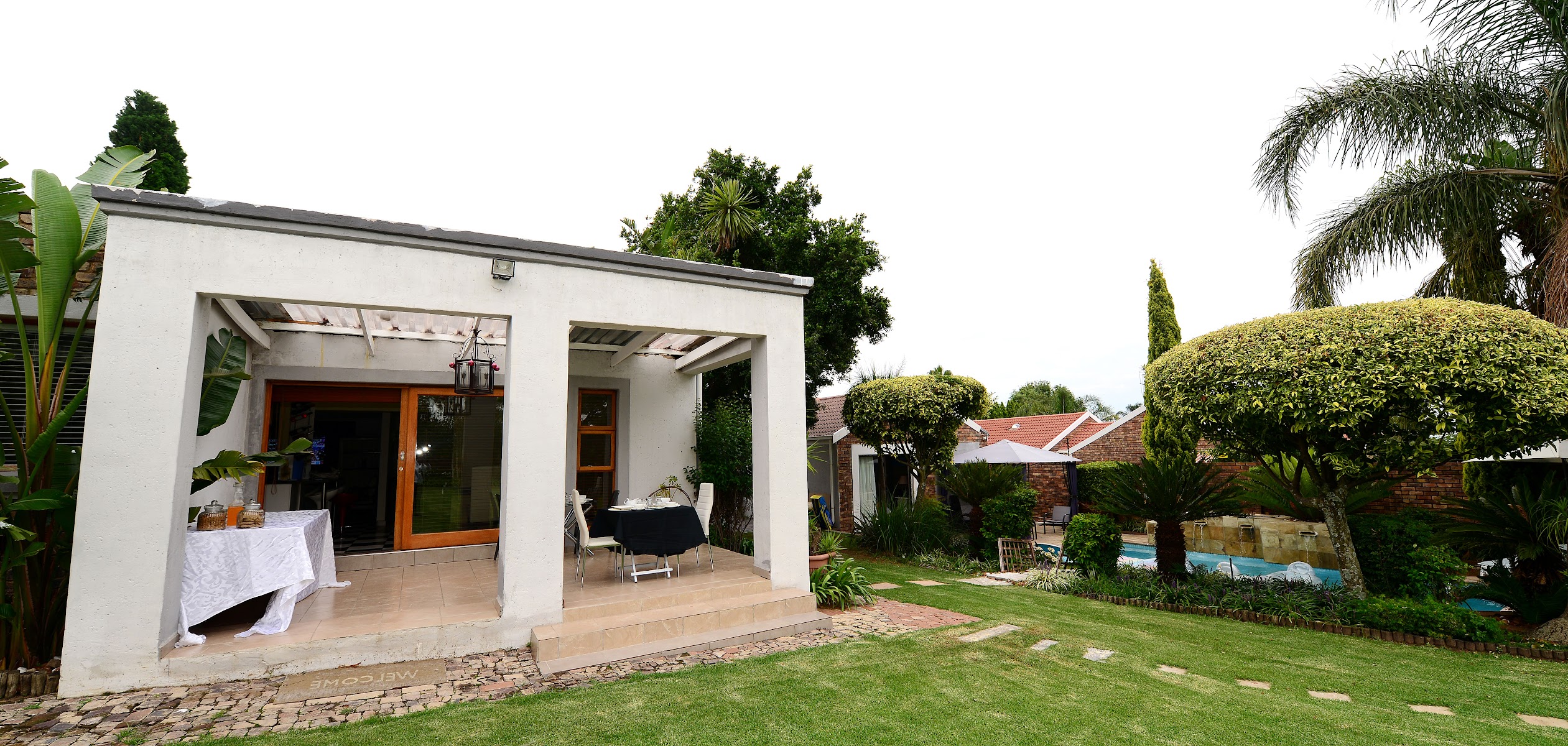Corgi Guest House