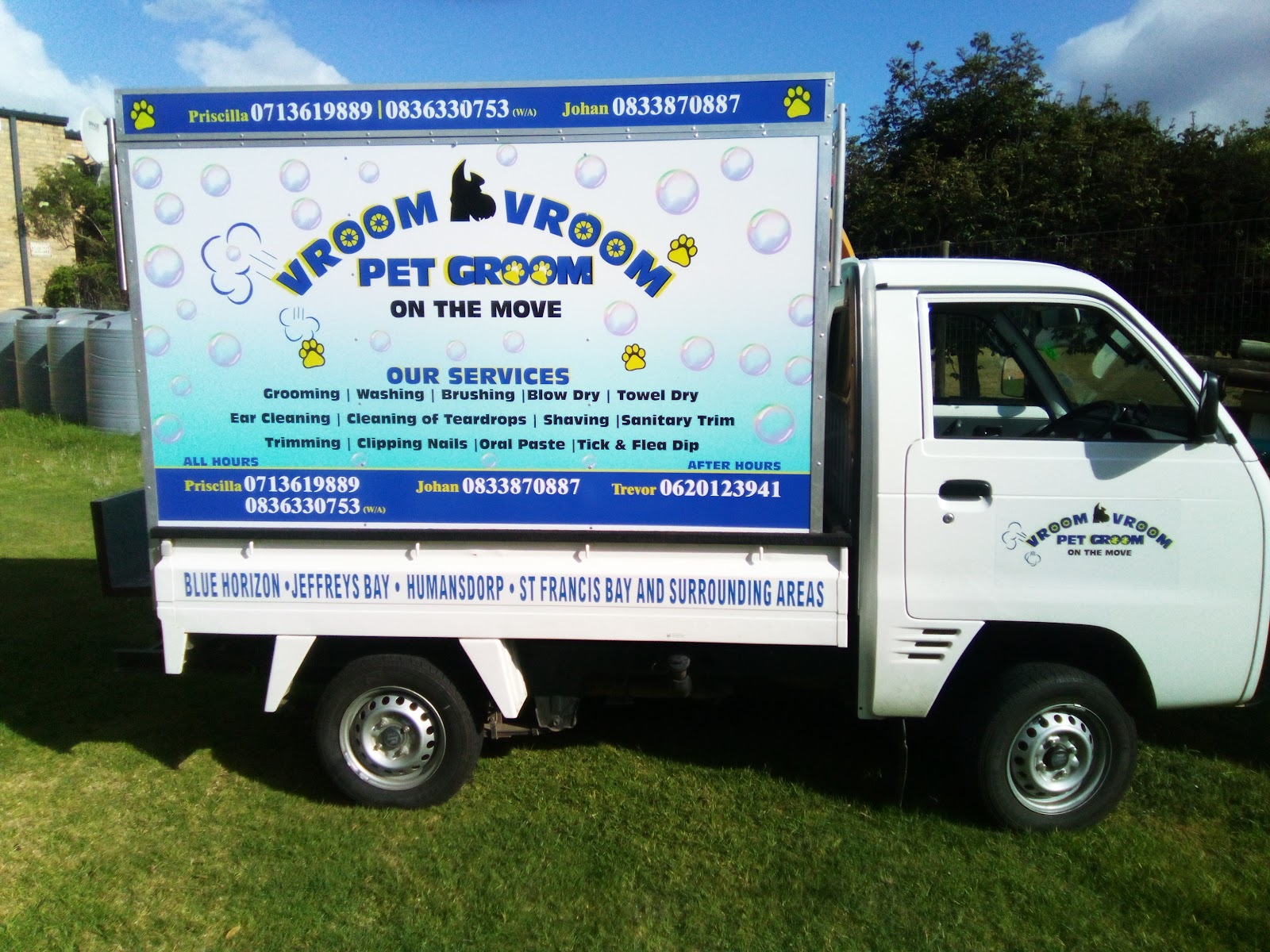 Vroom Vroom Pet Groom on the Move