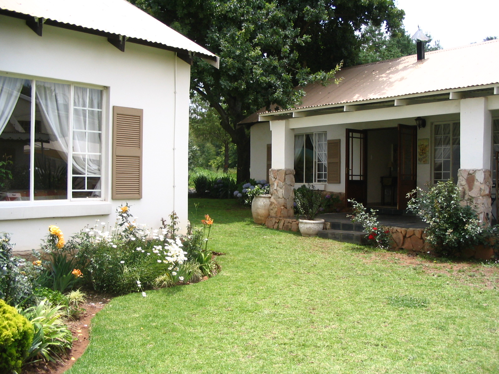 Dullstroom Artist Cottages