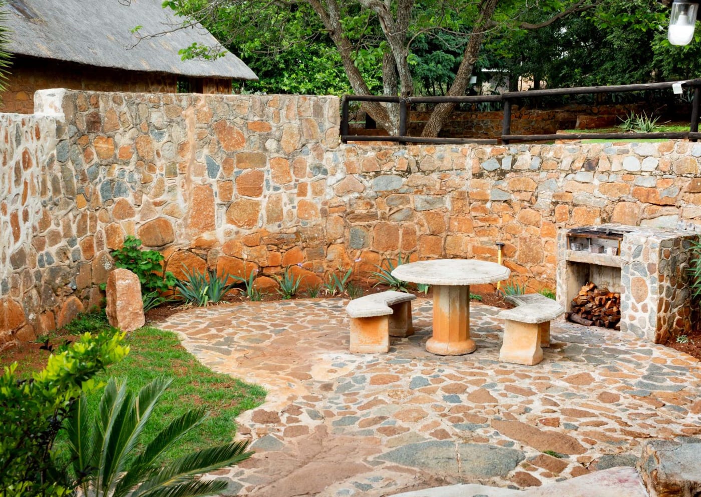 Romantic Pet-Friendly Cabin near Dullstroom, Mpumalanga — photo 5