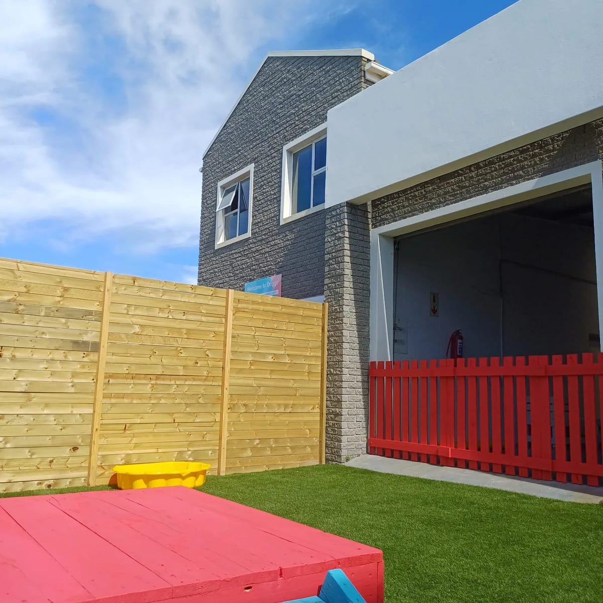 Doggo doggy daycare & Boarding Paarl