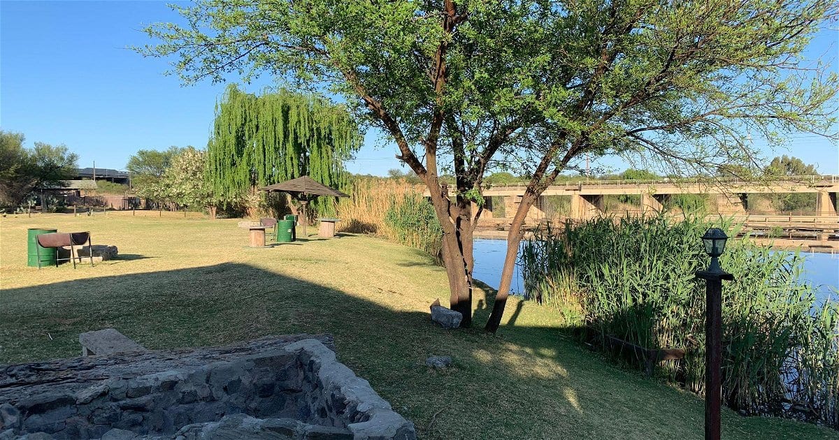 Reinheim River Chalets & Caravan Park Bloemfontein